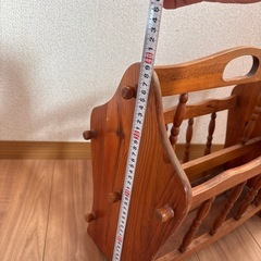 木製マガジンラックの画像