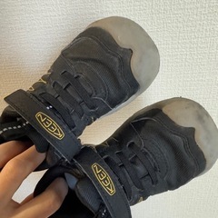 スニーカー16cm keen