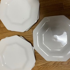 中古食器等の画像