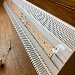 アクロ　ＴＲＩＡＮＧＬＥ　ＬＥＤ　BRIGHT　６００　３０００ｌｍ　６０ｃｍ水槽　照明　水 草育成　熱帯魚　アクアリウム　ライト(中古)の画像