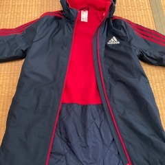 adidas ベンチコート　150の画像