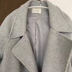 グレー　ロングコートの画像
