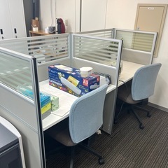 連結パーテーションデスク