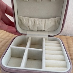アクセサリーケース　
