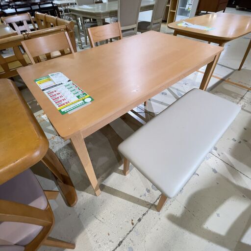 ﾀﾞｲﾆﾝｸﾞ4点ｾｯﾄ(No:1243670)
