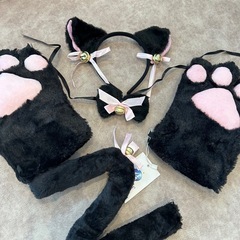 新品未使用 萌えねこアイテム4点耳カチューシャ首輪もこふわ肉球しっぽ コスプレ仮装の画像