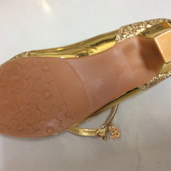 ★ ゴールド パンプス 24cm 新品の画像