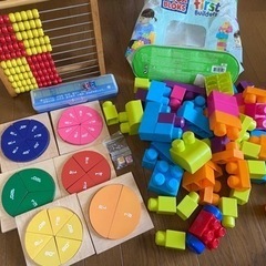 幼児　子供　知恵玩具　メガブロック　トモエ百玉そろばん　分数ゲーム　算数ブロック　算数　おもちゃ　セットの画像
