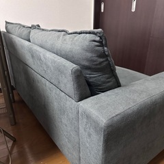 二人掛けソファーの画像