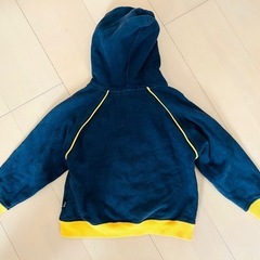 POLOパーカー　110サイズの画像