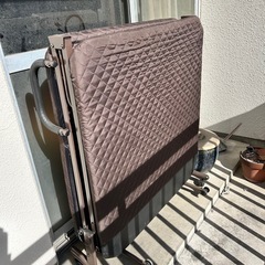 折りたたみ式　ベッド　シングルサイズの画像