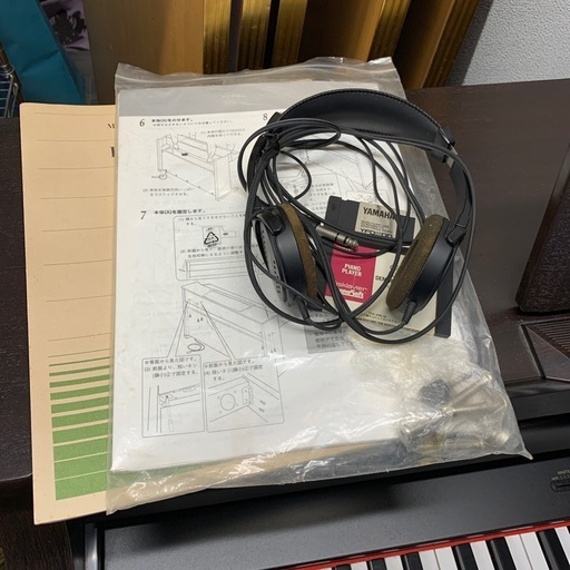 ただいま交渉中！！YAMAHA 　クラビノーバ　CLP-156  　電子ピアノ　ブラウン
