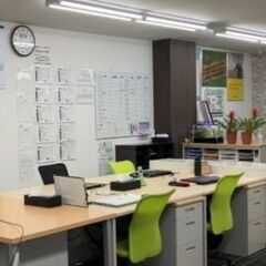 給与計算などの一般的な事務作業スタッフ募集　駅チカで好立地！ネイルOK！リモート勤務可能【正社員】の画像