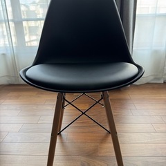 【美品】黒ダイニングチェア4脚セット 4点 木脚 ブラックの画像