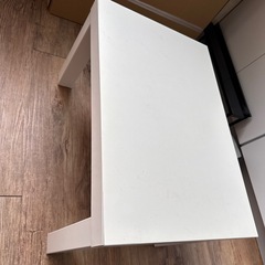 IKEAのテーブル（長方形）