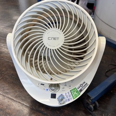 決まりました首振り扇風機