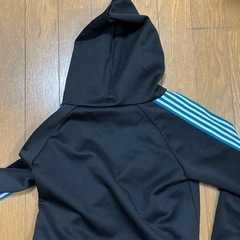 キッズパーカーの画像