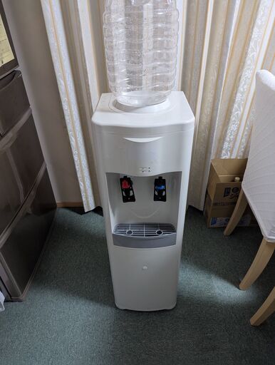 ウォーターサーバー北栄YWC-804H (上田) 加須のキッチン家電《その他