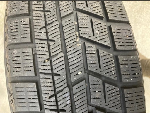 ヨコハマ　スタッドレスタイヤ　１９５／６５Ｒ１５4本セット