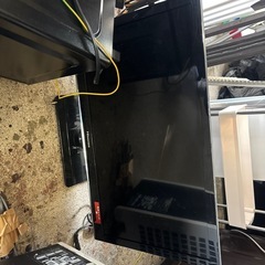 レンジ、空気清浄機、テレビの画像
