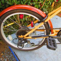 20インチ折り畳み　自転車　６段ギヤの画像