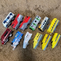 プラレール　ハッピーセット  全12両セット　トーマス　ドクターイエロー　山手線の画像