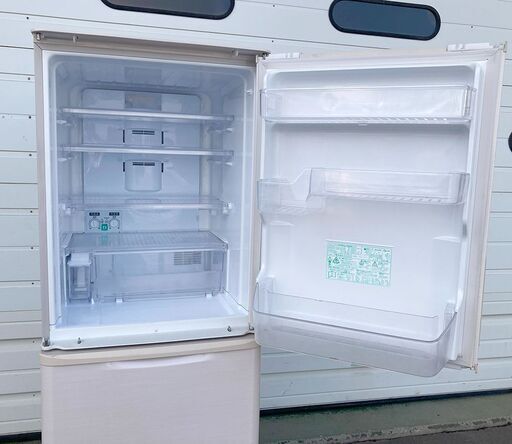 札幌◇SHARP プラズマクラスタ―搭載 350L 3ドア 冷凍冷蔵庫◇ シャープ SJ-PW35B どっちもドア 左右 両開き (萬屋ガーデン)  白石のキッチン家電《冷蔵庫》の中古あげます・譲ります｜ジモティーで不用品の処分
