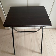 【お譲りの方が決まりました】折りたたみテーブルの画像