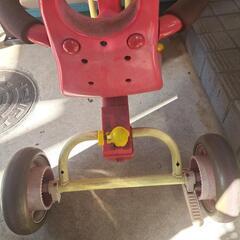 アンパンマン三輪車の画像