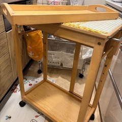 キッチンワゴンの画像