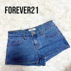 【極美品】　FOREVER21　デニムショートパンツ　ショーパン...