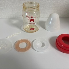 美品　コンビ　哺乳瓶