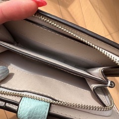 kate spade 二つ折り 財布の画像