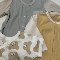 ロンパース7着の画像