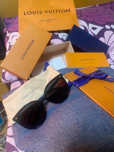 サングラス Lui Vuitton sunglasses