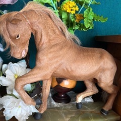 馬の置物　インテリア　革製品　天然石　アルゼンチン　工芸品