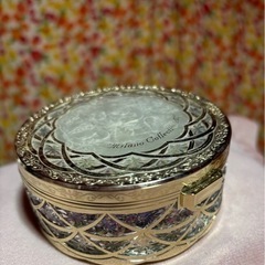 ミラノコレクション　天使モチーフ　お白いのケース　ジュエリーボックスの画像