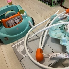 テレビ付き!室内遊具　フィッシャープライス　ジャンパルー