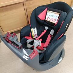 Aprica☆チャイルドシート☆ディアターンプラス☆ブラック【こちらは店舗です。浜村鹿野温泉ICから3分 買取本舗 宮本リサイクル 営業時間9～19時 定休日水曜のみ←連絡できませんm(_ _)m】の画像