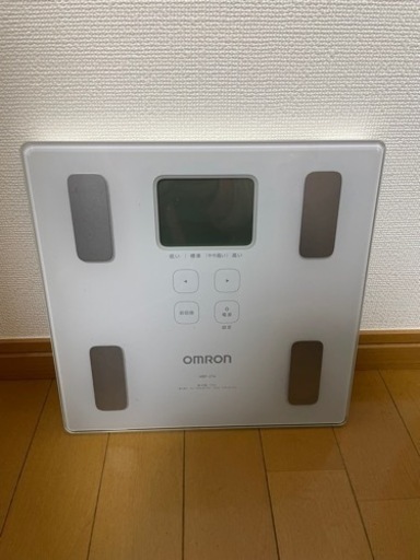 【2月中に引き取り希望】体重計 オムロン OMRON 白