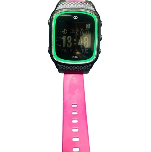 ゴルフGPSウォッチ　距離測定器　グリーンオン　ノルム