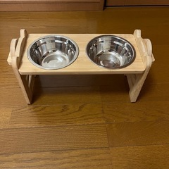 フードボール犬餌入れ　高さ調節可能