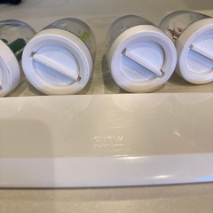 （中古）QUALY Seasoning Shaker・クオリー シーズニングシェイカー 調味料入れの画像