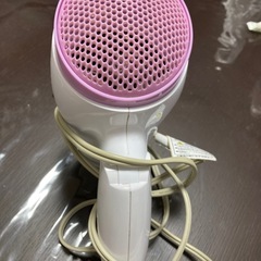 ヘアドライヤー　コイズミ製　2018年製の画像