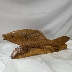 八3657 〈美品〉置き物　木製　木彫り　魚