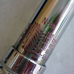 ☆メーカー不明 トルクレンチ 差込角1/2DRX5 12.7mm ソケット17mm 19mm 21mm 調整範囲40～200N・m 締め付け作業 タイヤ交換 札幌 北20条店の画像