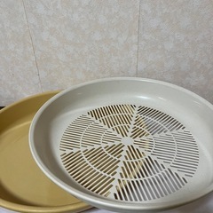 卓上水切りザル　台所の画像