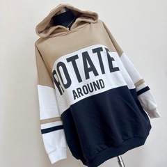 【極美品】　janiss　ドロップショルダードルマンスリーブスウェットパーカーの画像