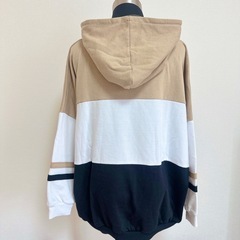 【極美品】　janiss　ドロップショルダードルマンスリーブスウェットパーカーの画像