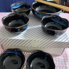 中鉢、小鉢セットの画像